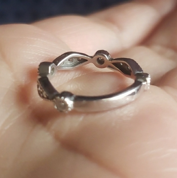 14k White Gold Ring 1/5 Ct Diamond Milgrain Wedding Band - Picture 11 of 12